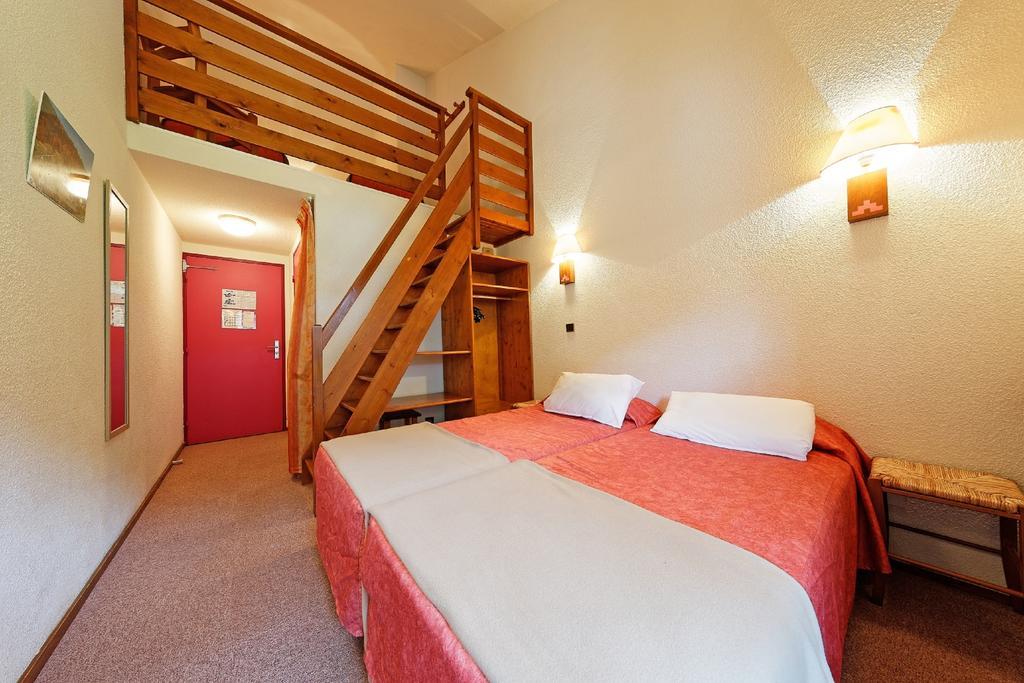 Hotel Club Le Risoux Bois-dʼAmont الغرفة الصورة