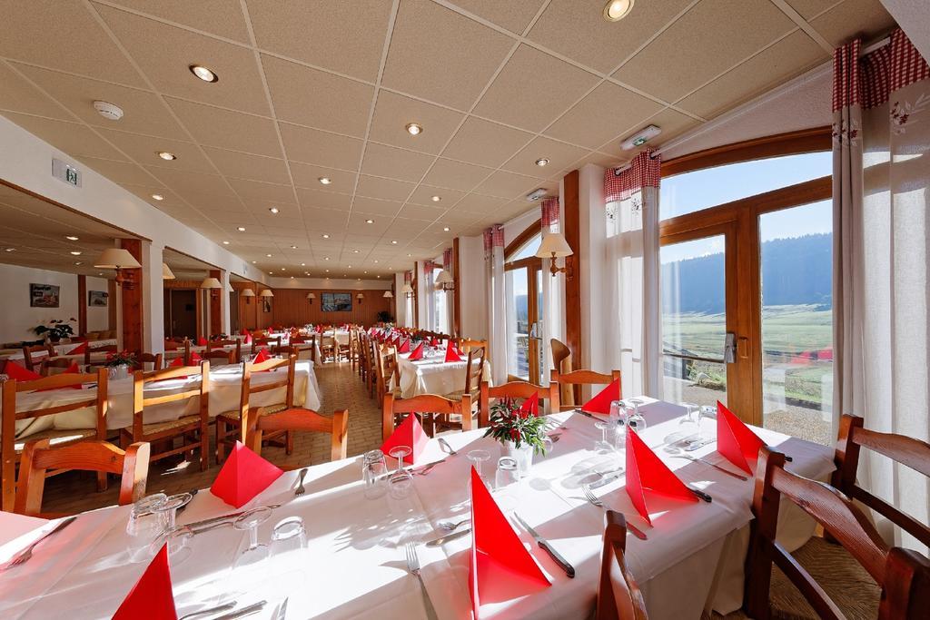 Hotel Club Le Risoux Bois-dʼAmont المظهر الخارجي الصورة